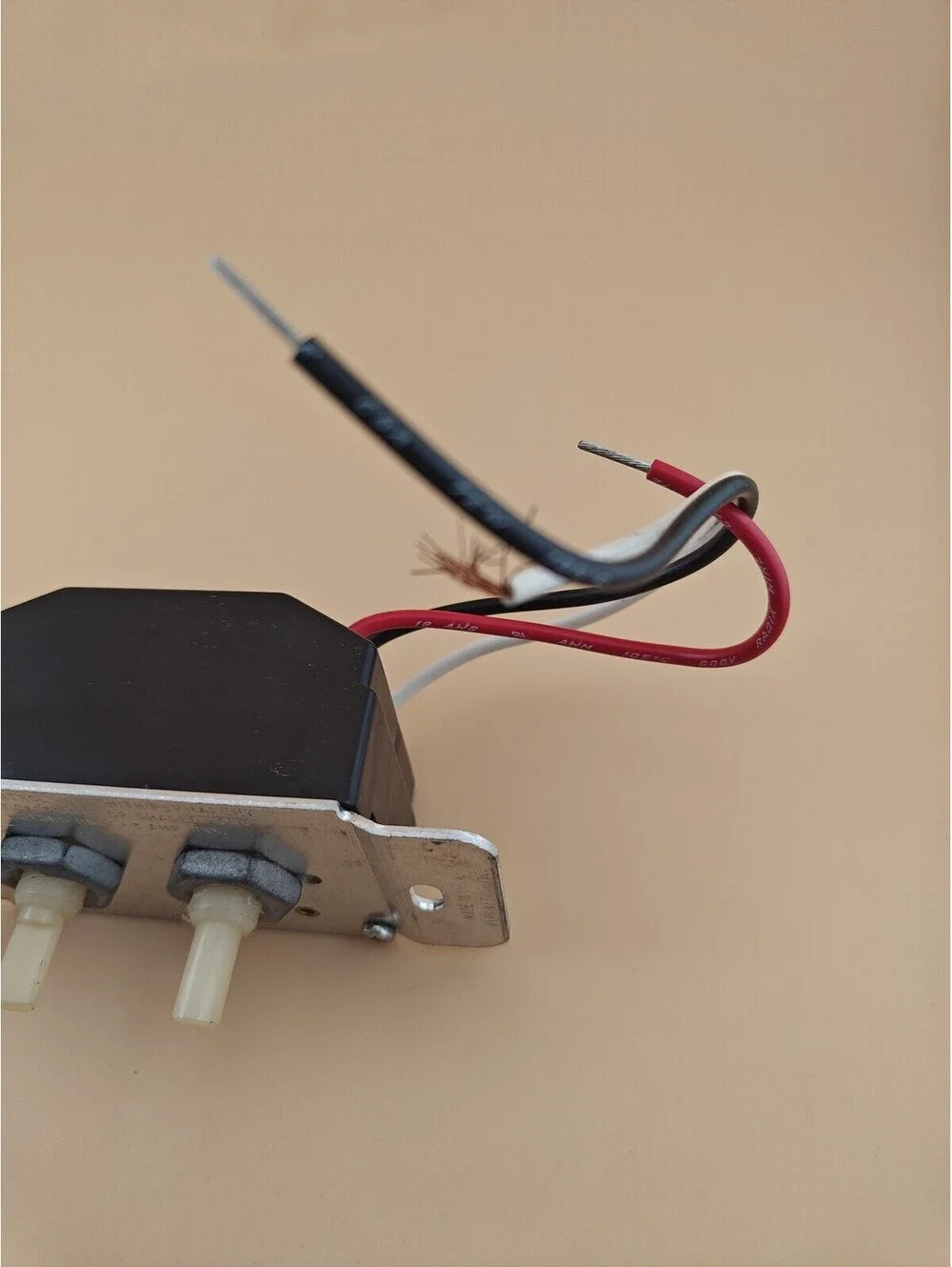 Hybrinetics 300 Watt 3-Way Pushbutton Dimmer